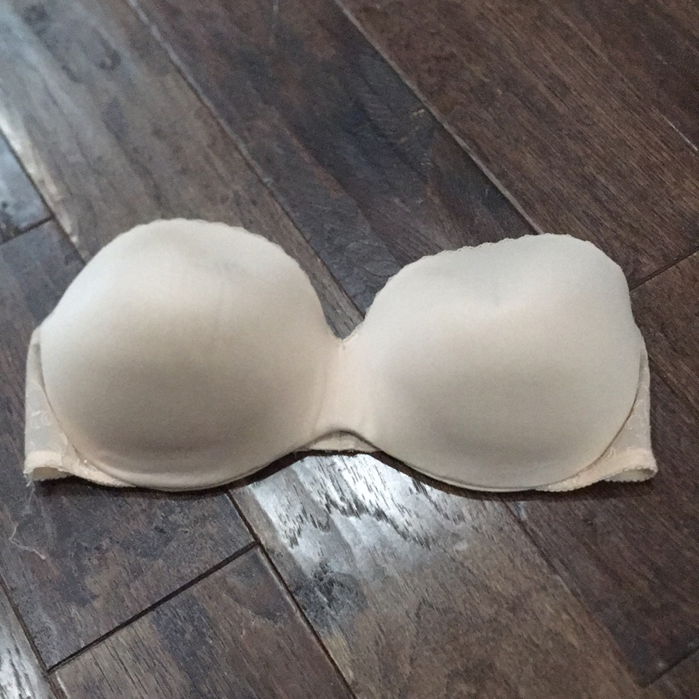 Strapless bra